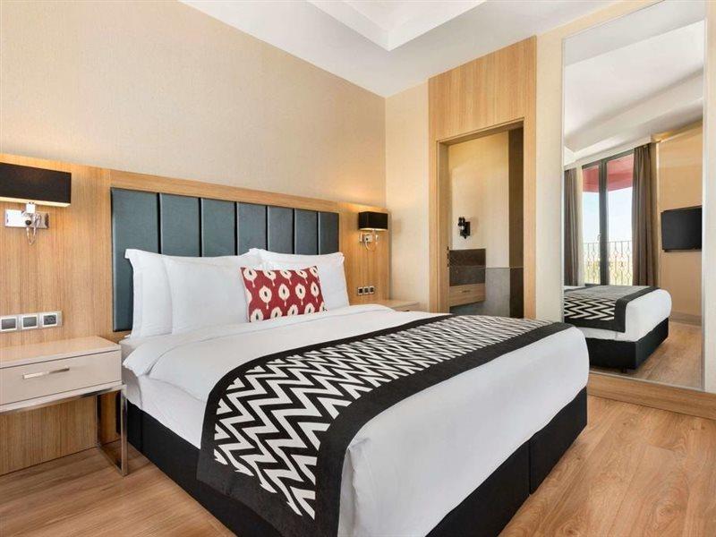 Ramada Encore Εσκίσεχιρ Εξωτερικό φωτογραφία