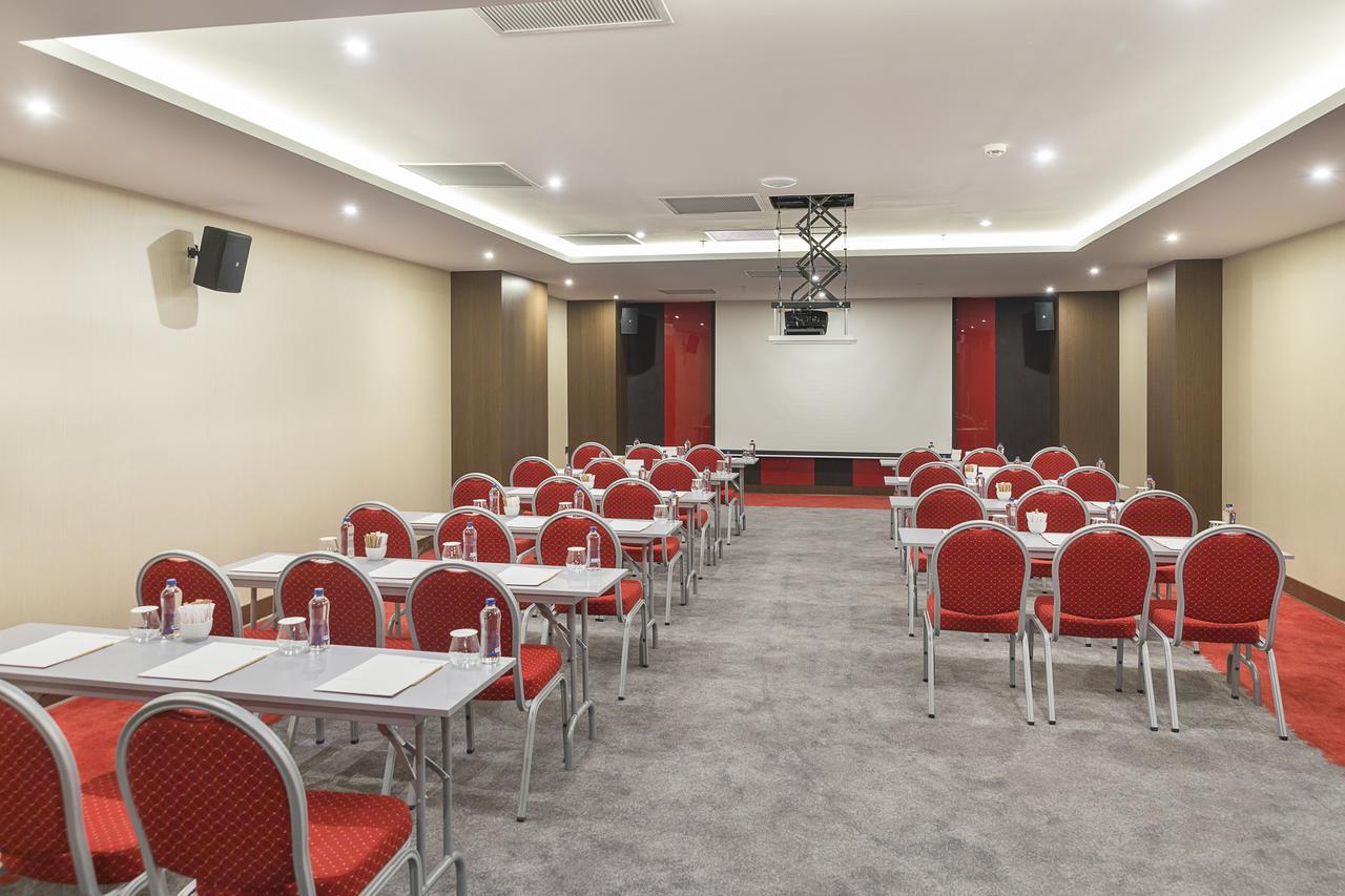 Ramada Encore Εσκίσεχιρ Εξωτερικό φωτογραφία