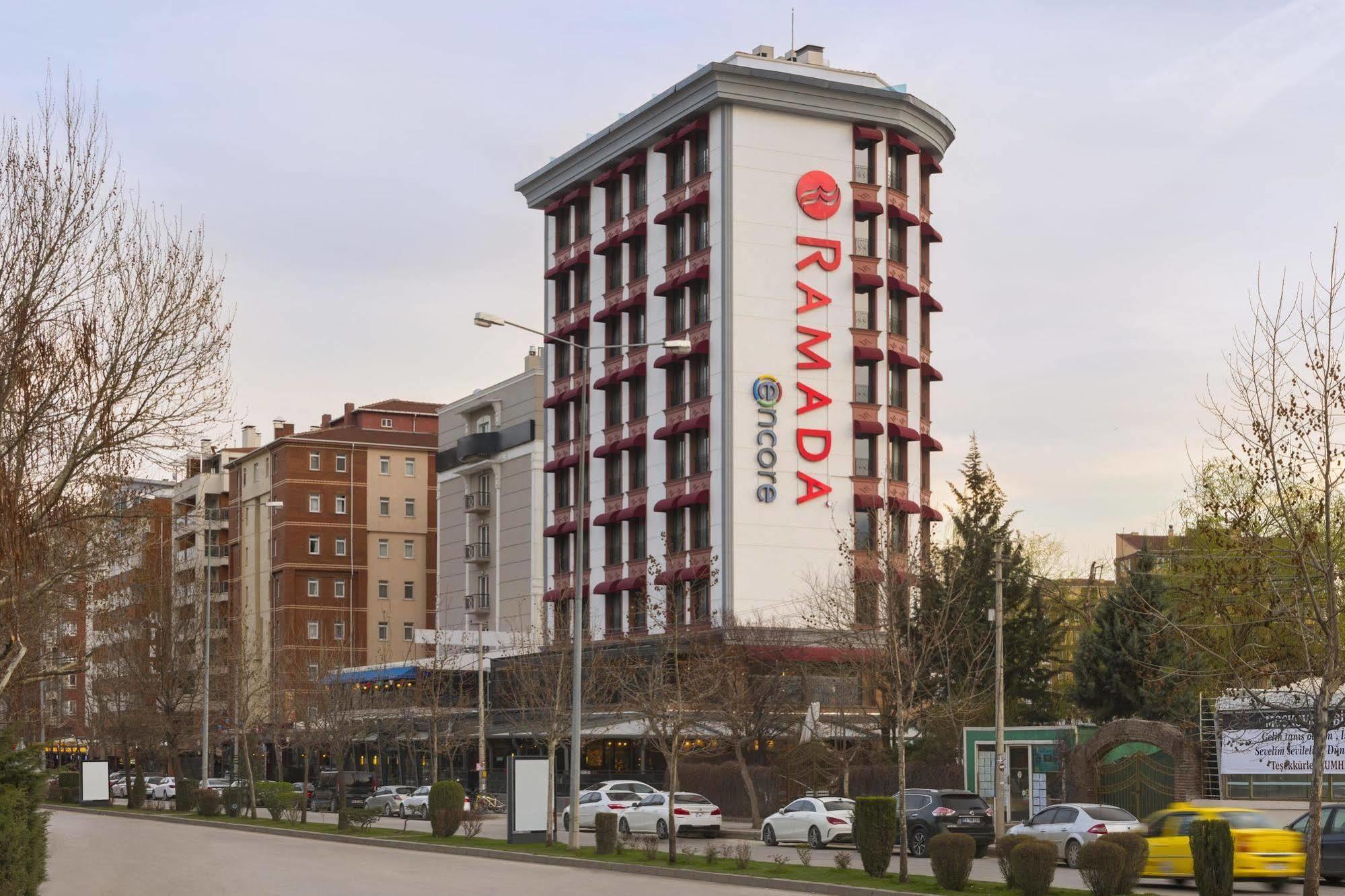 Ramada Encore Εσκίσεχιρ Εξωτερικό φωτογραφία